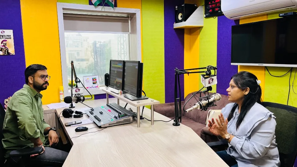 Shefali Jain featured on 94.3 MY FM live radio talk sharing yogic wellness and lifestyle